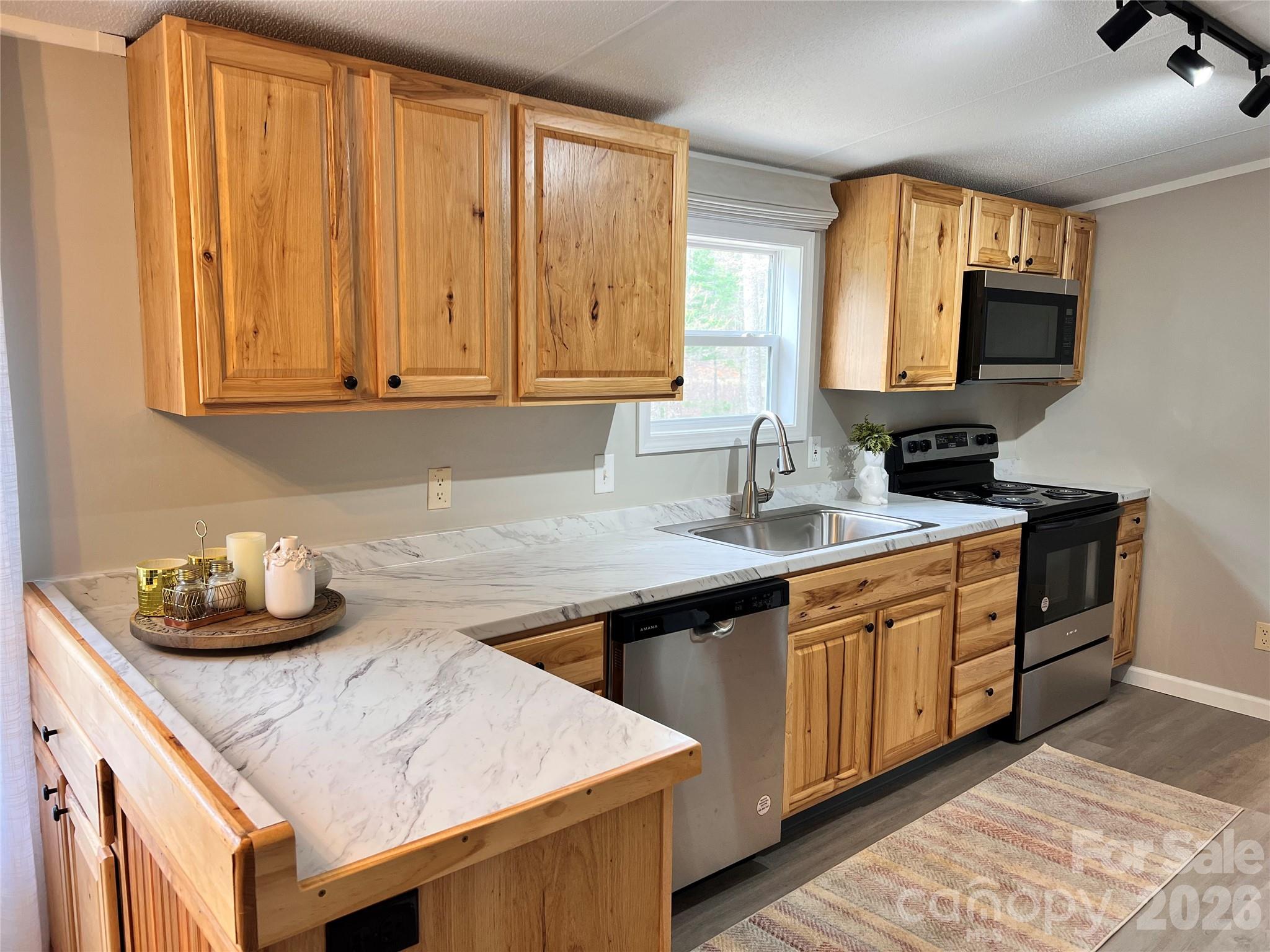 25 Overbrook Drive Saluda NC 28773