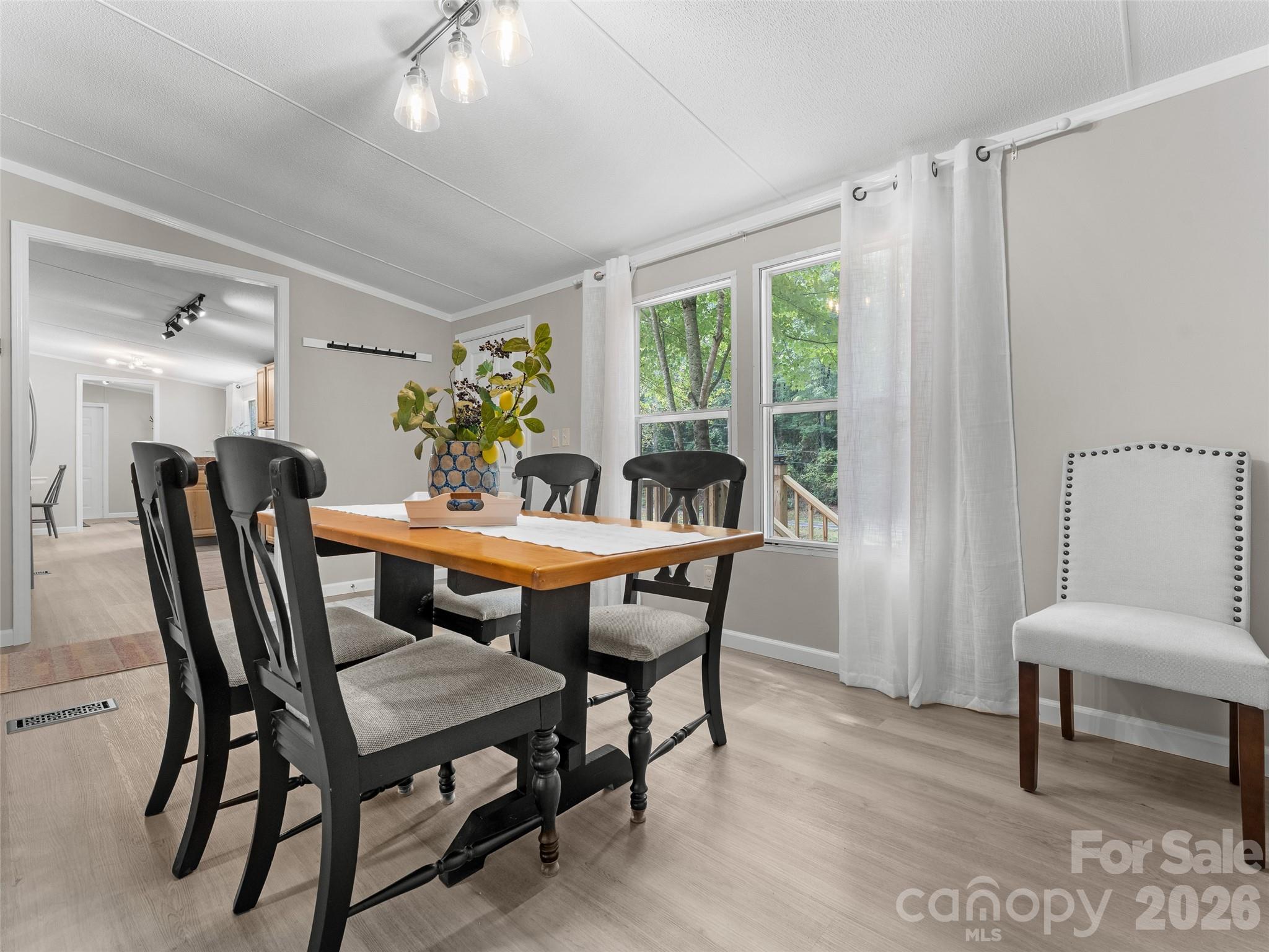 25 Overbrook Drive Saluda NC 28773
