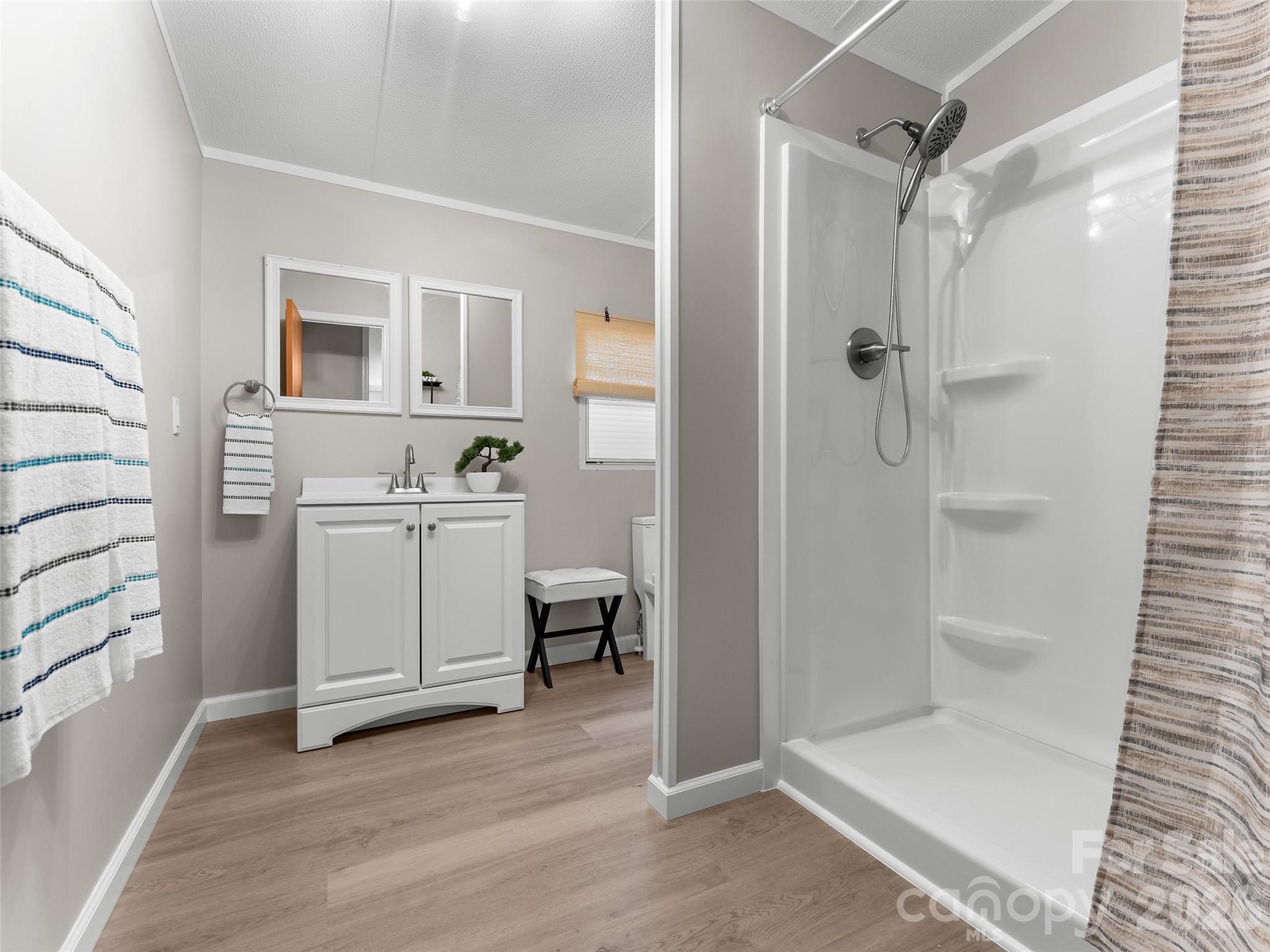 25 Overbrook Drive Saluda NC 28773