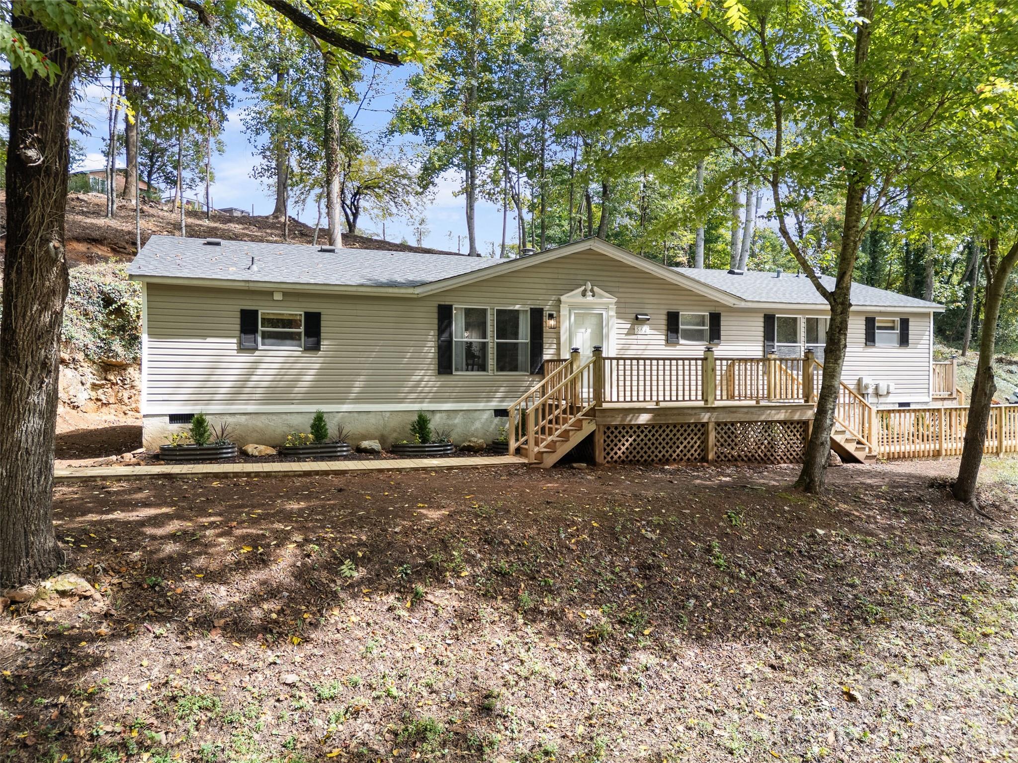 25 Overbrook Drive Saluda NC 28773