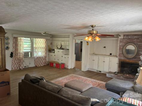 104 Turley Falls Road Hendersonville NC 28739