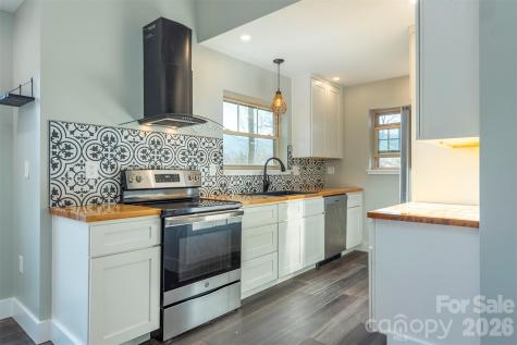 115 Bartram Way Black Mountain NC 28711
