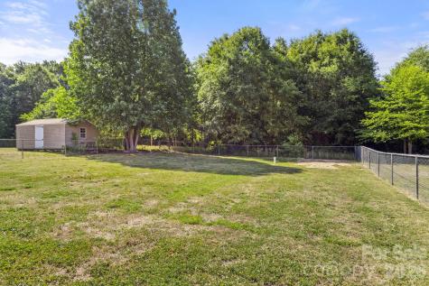 1502 E Main Street Cherryville NC 28021