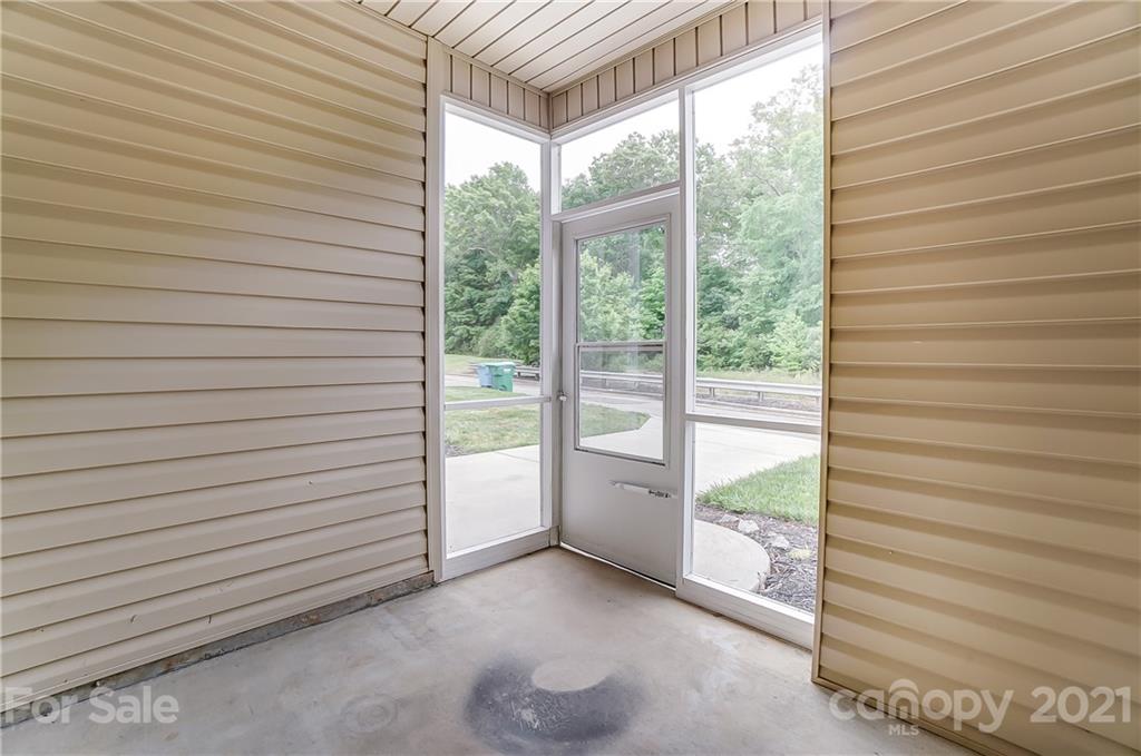 5671 Stafford Road Charlotte NC 28215