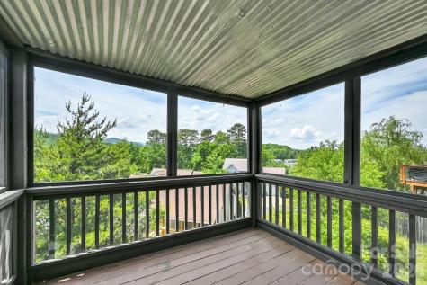 85 Rotunda Circle Asheville NC 28806