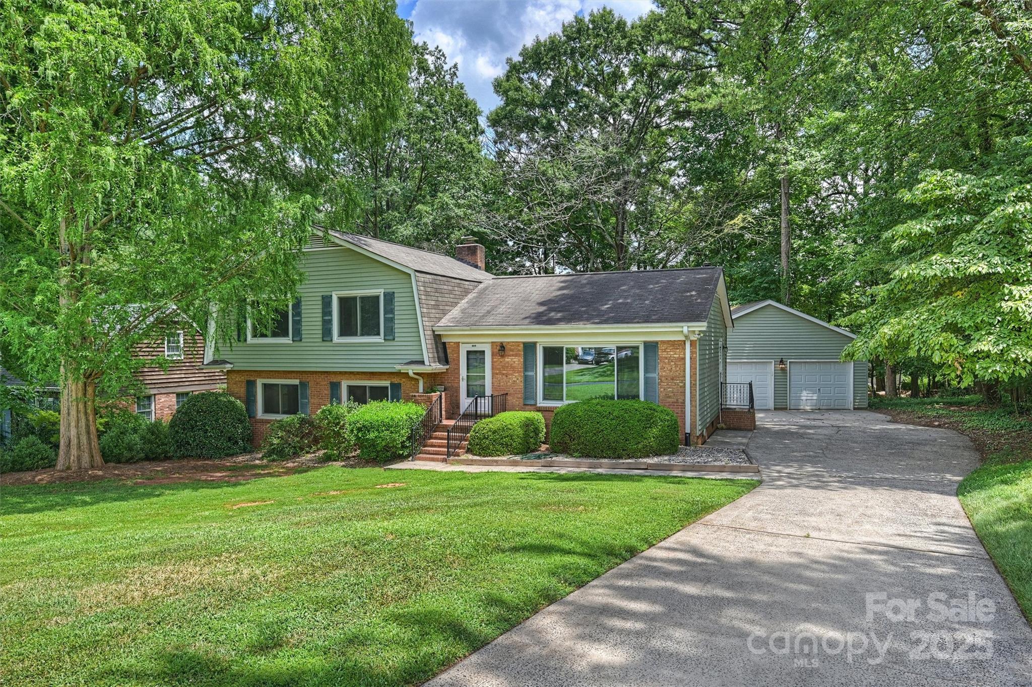 302 Wilcrest Drive Matthews NC 28105
