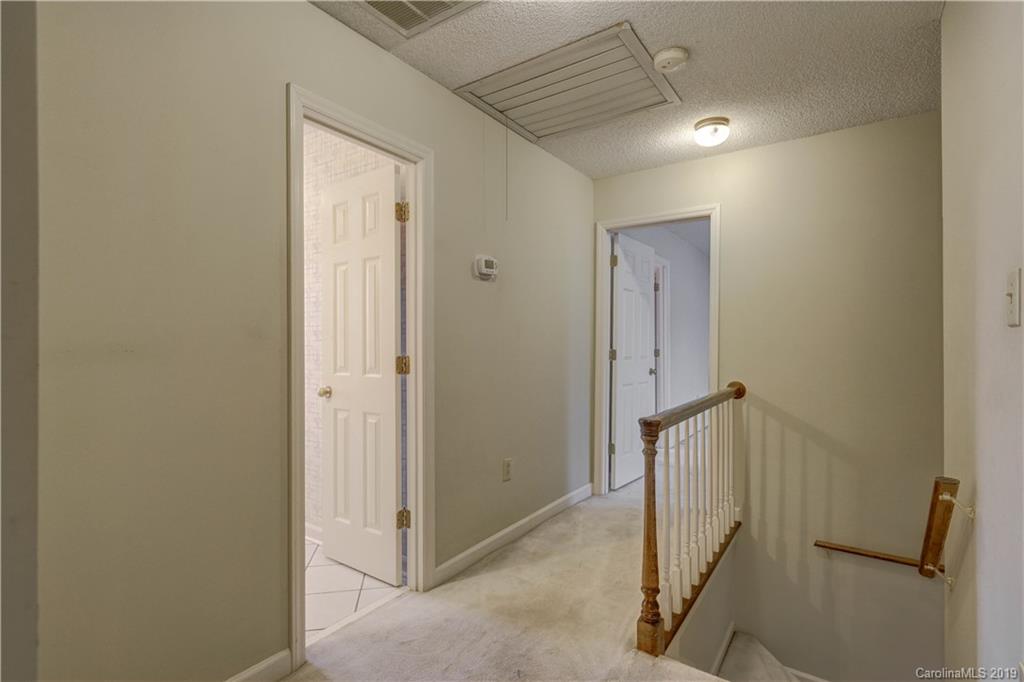 4638 Deanscroft Drive Charlotte NC 28226