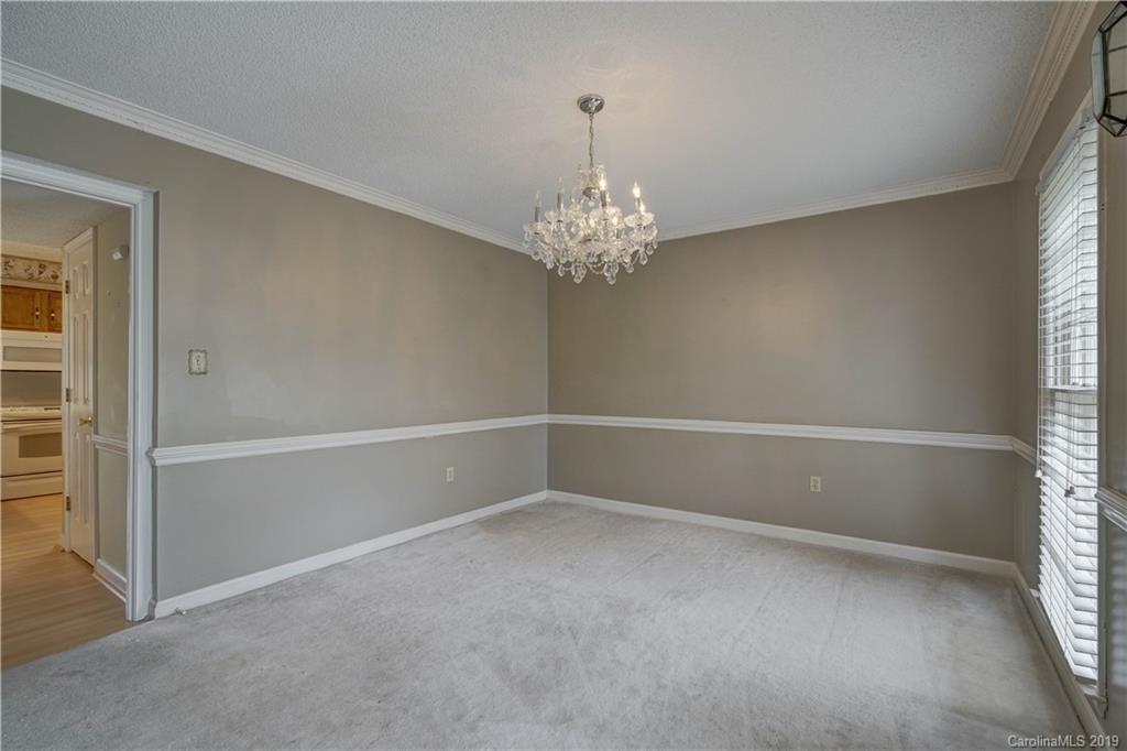 4638 Deanscroft Drive Charlotte NC 28226
