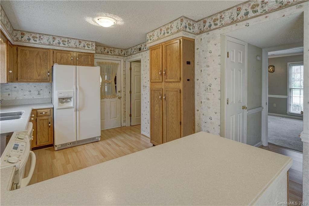 4638 Deanscroft Drive Charlotte NC 28226