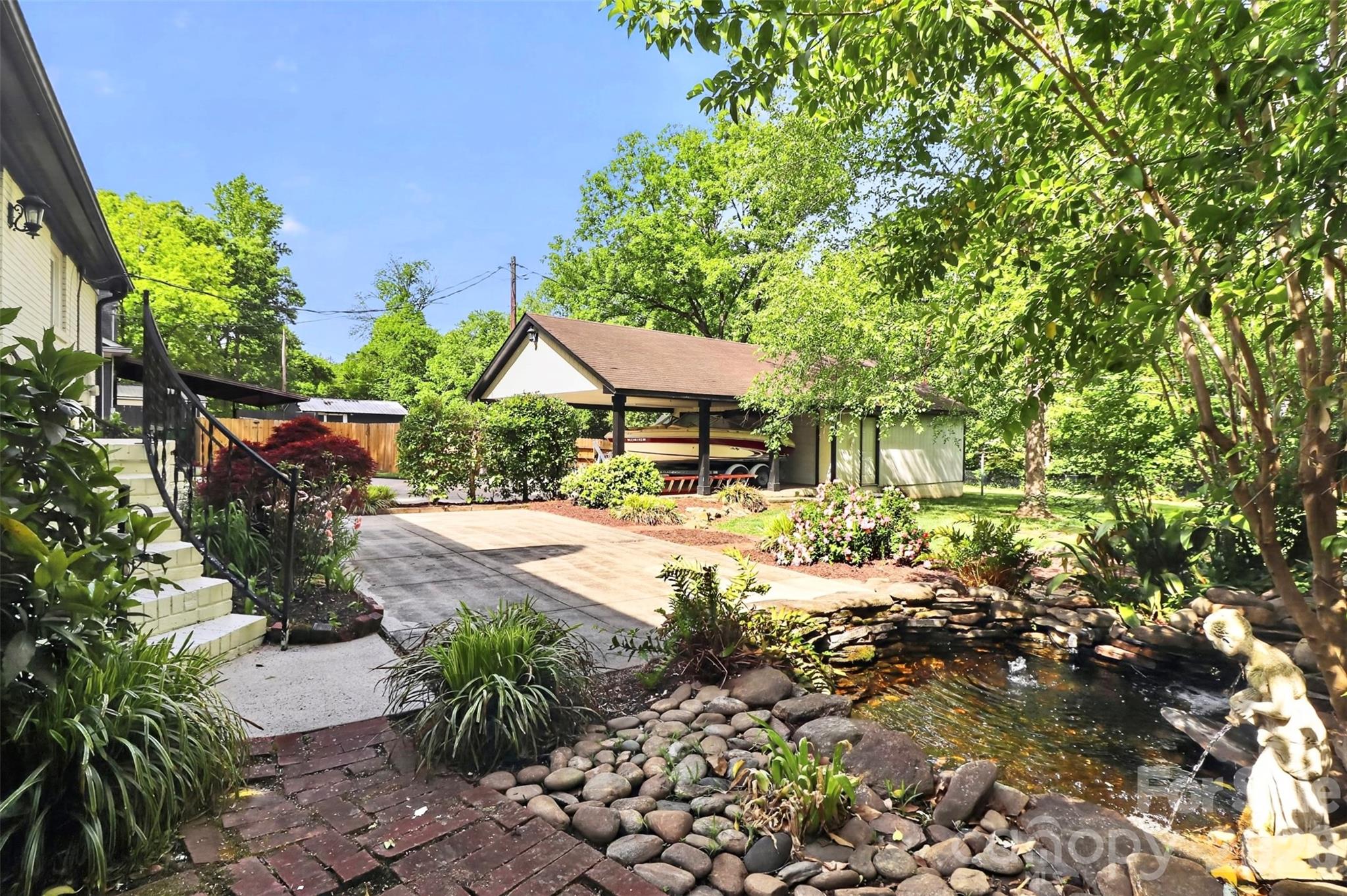 6632 Lancer Drive Charlotte NC 28226