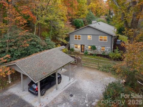 15 Meadow Lane Fairview NC 28730