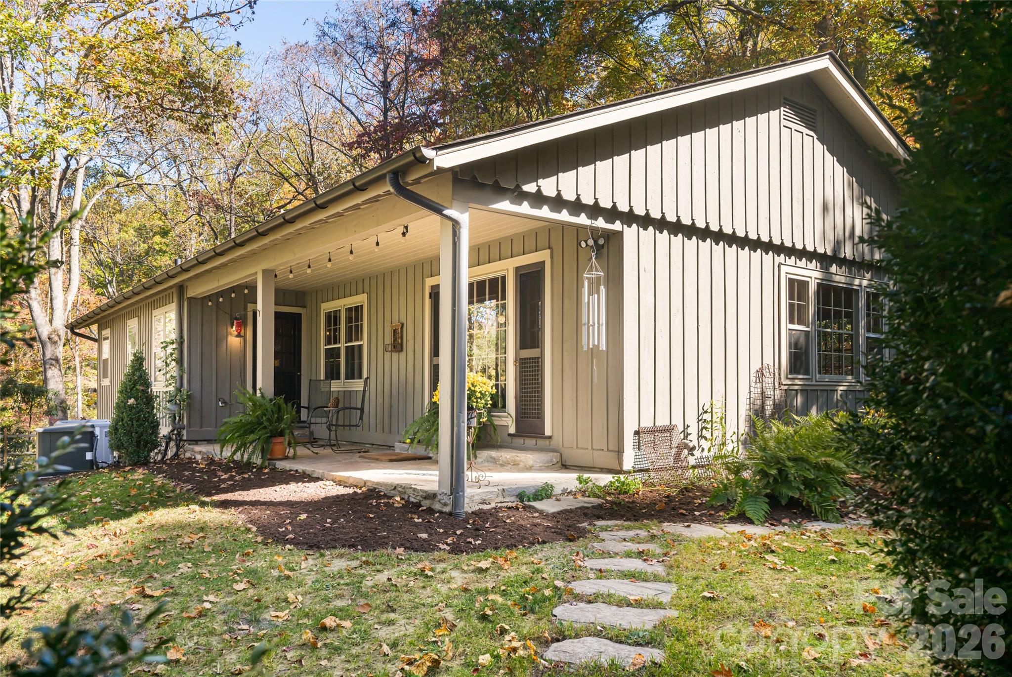 15 Meadow Lane Fairview NC 28730