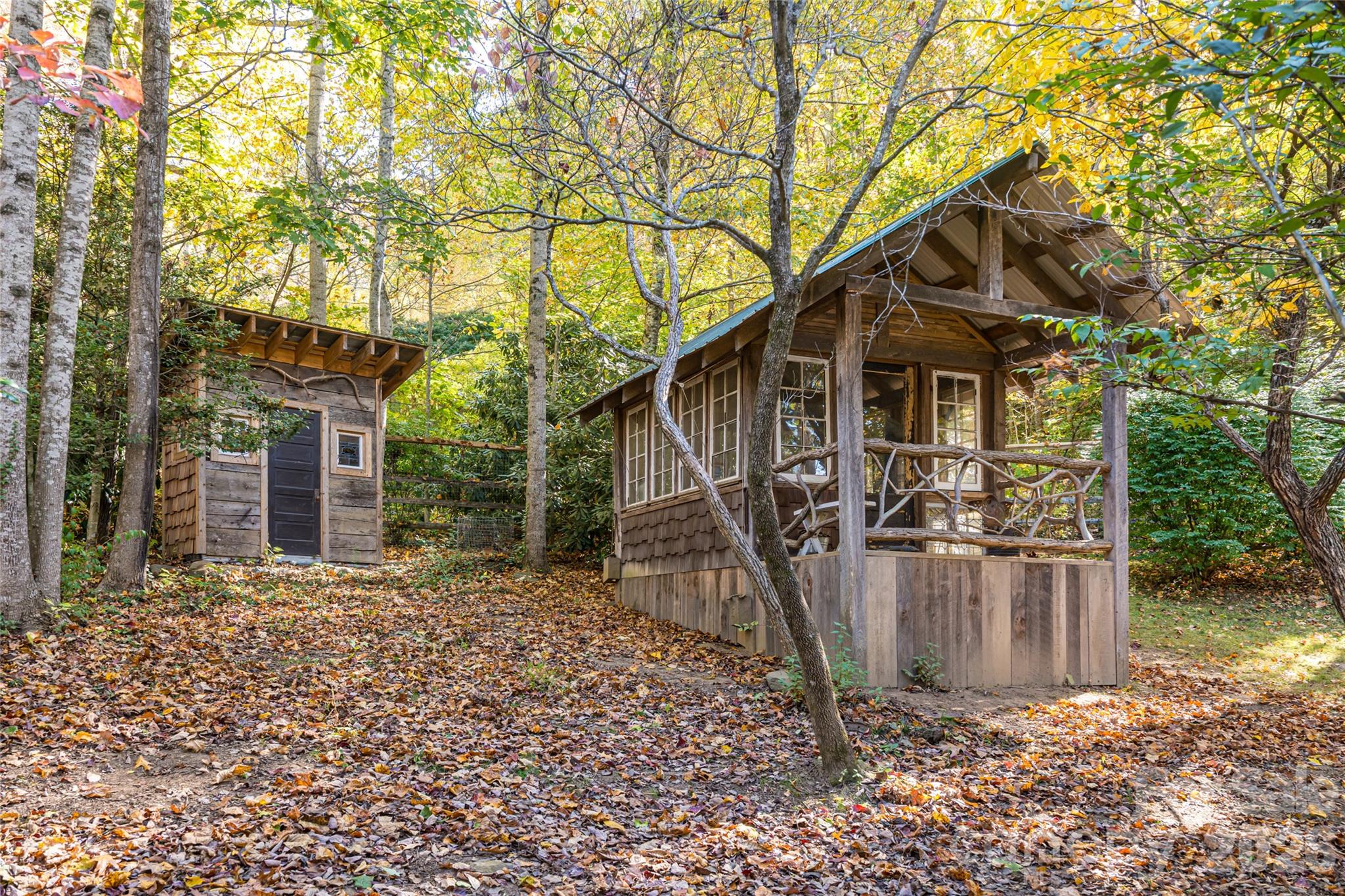 15 Meadow Lane Fairview NC 28730