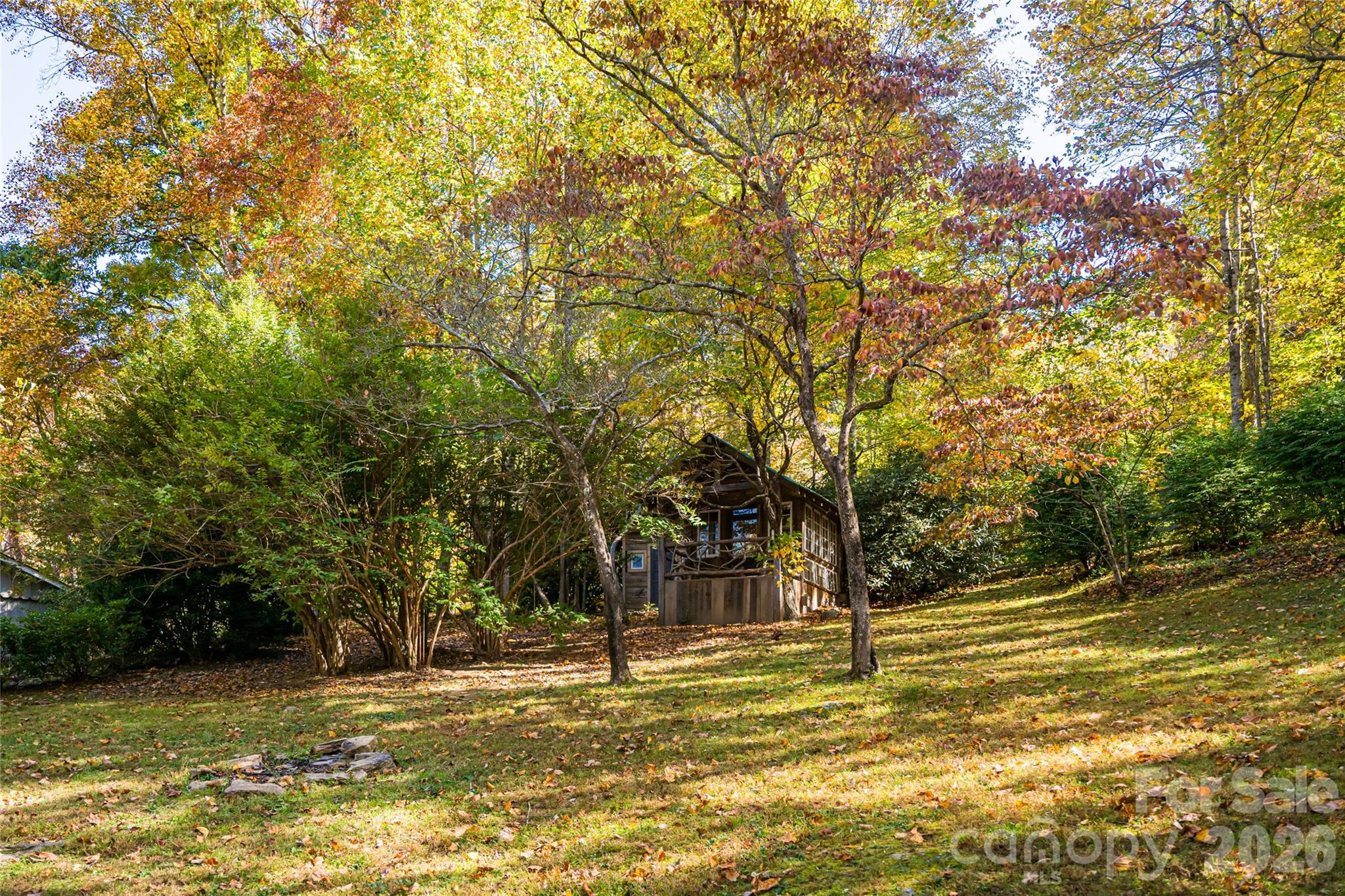 15 Meadow Lane Fairview NC 28730