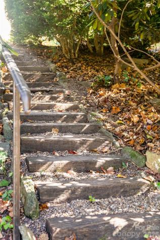 15 Meadow Lane Fairview NC 28730