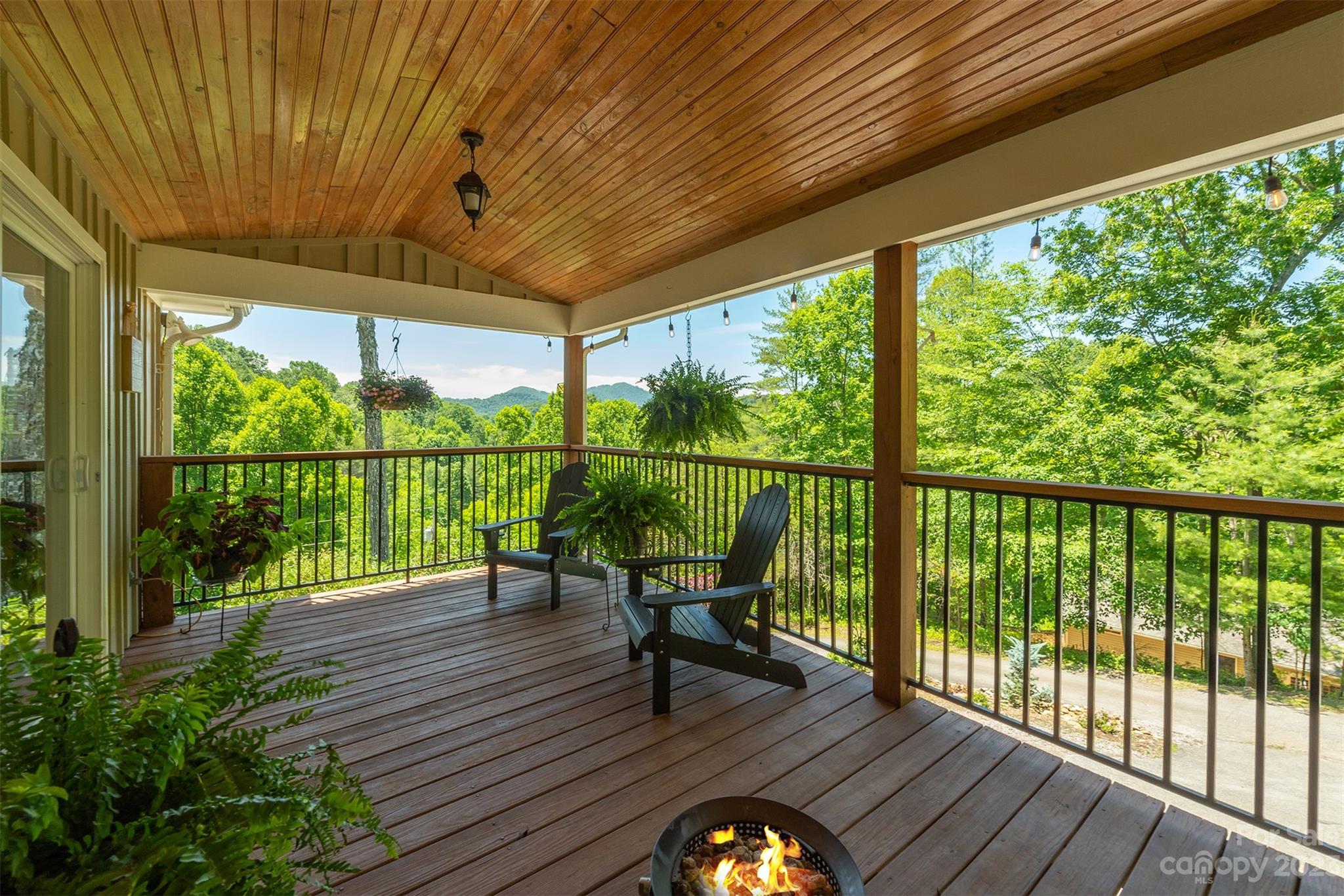 84 Skyline Drive Burnsville NC 28714