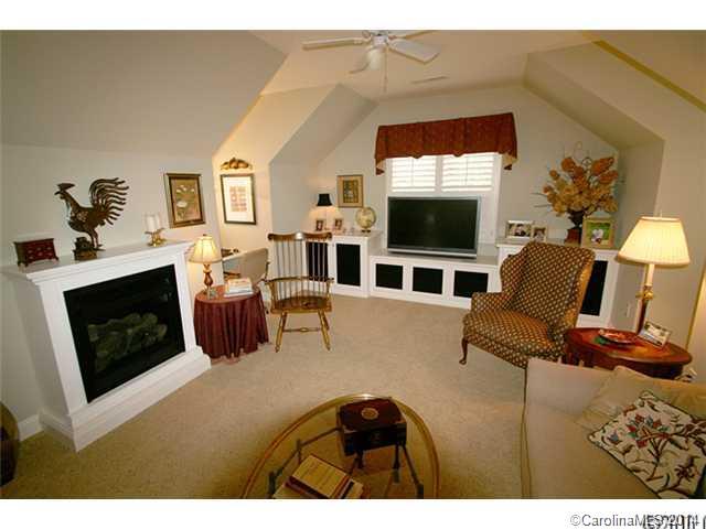 6719 Churchill Park Court Charlotte NC 28210