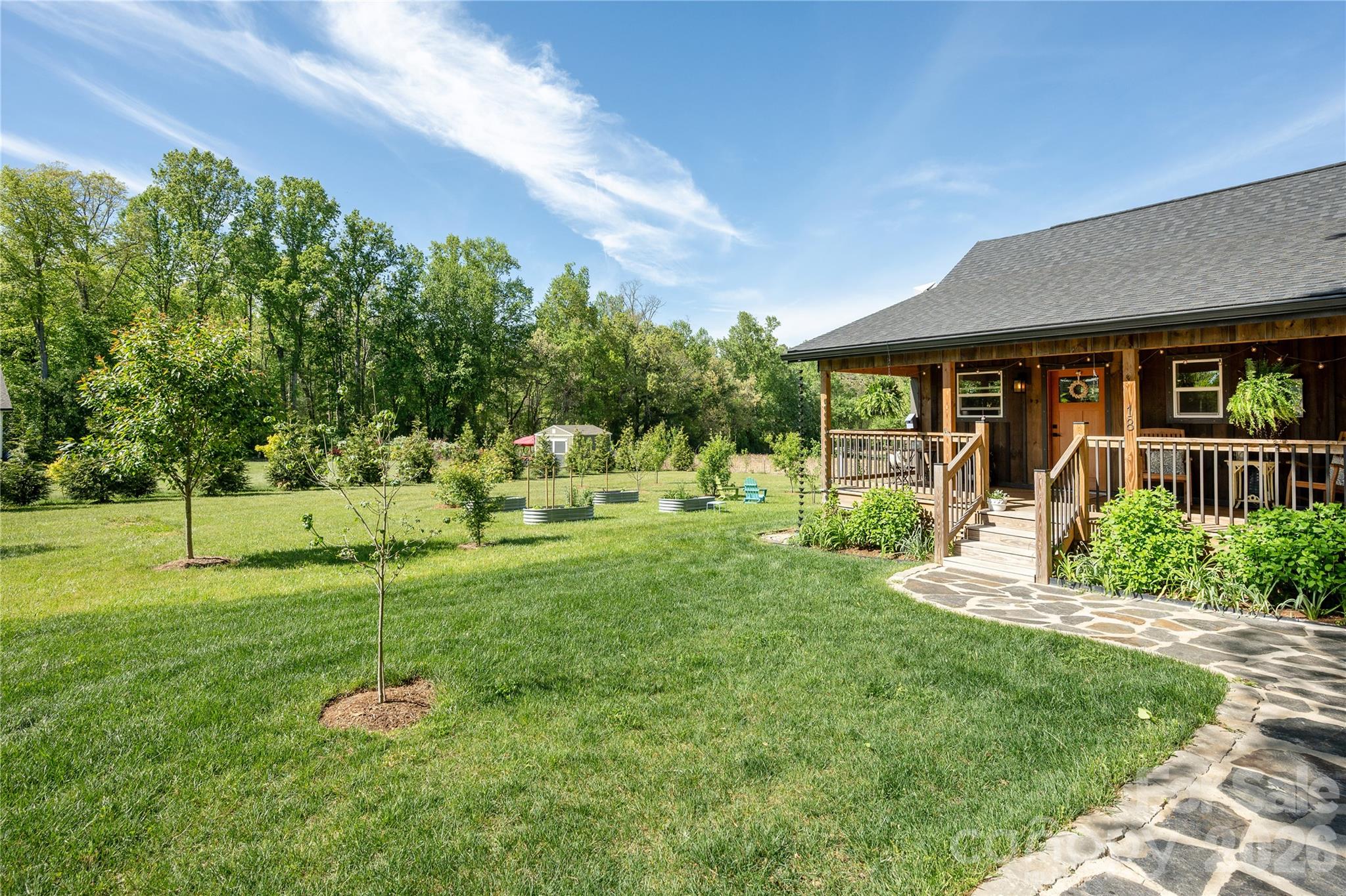 18 N Bear View Drive Hendersonville NC 28792