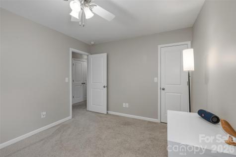 2812 Westbury Court Dallas NC 28034