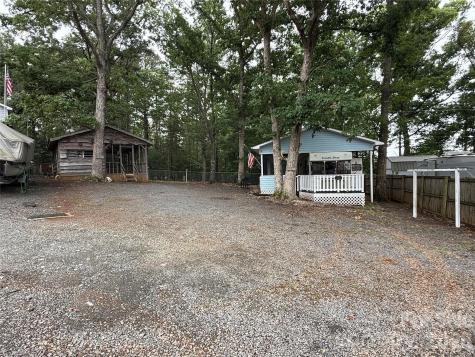 107/109 Holly Cove Trail Mount Gilead NC 27306