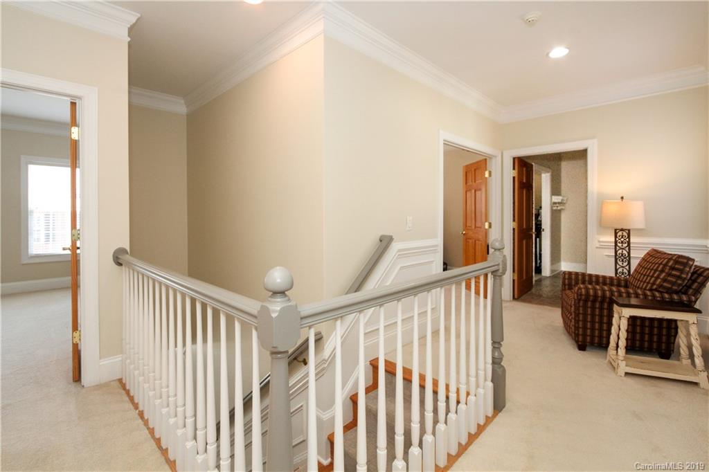 6418 Wakehurst Road Charlotte NC 28226