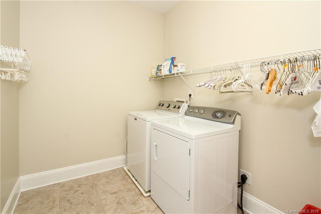 6418 Wakehurst Road Charlotte NC 28226