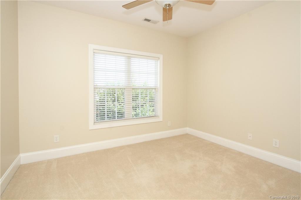 6418 Wakehurst Road Charlotte NC 28226