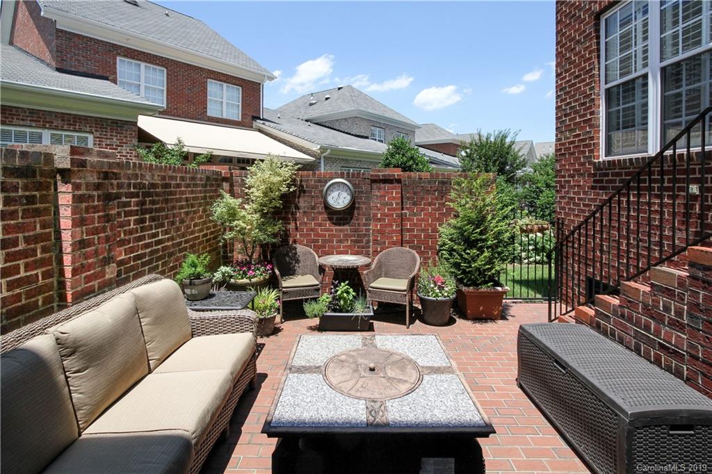 6418 Wakehurst Road Charlotte NC 28226