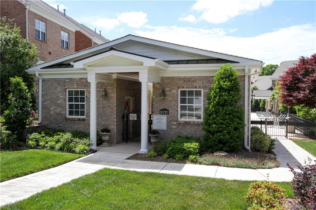 6418 Wakehurst Road Charlotte NC 28226