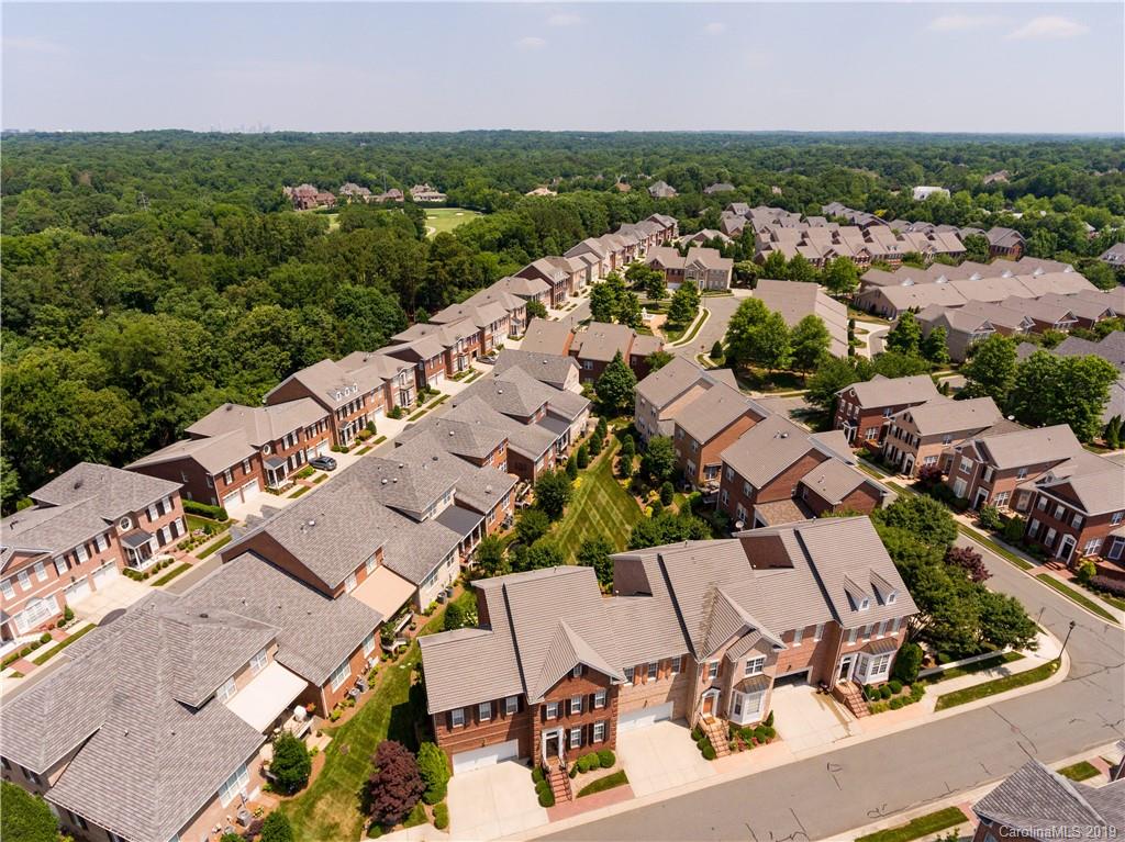 6418 Wakehurst Road Charlotte NC 28226