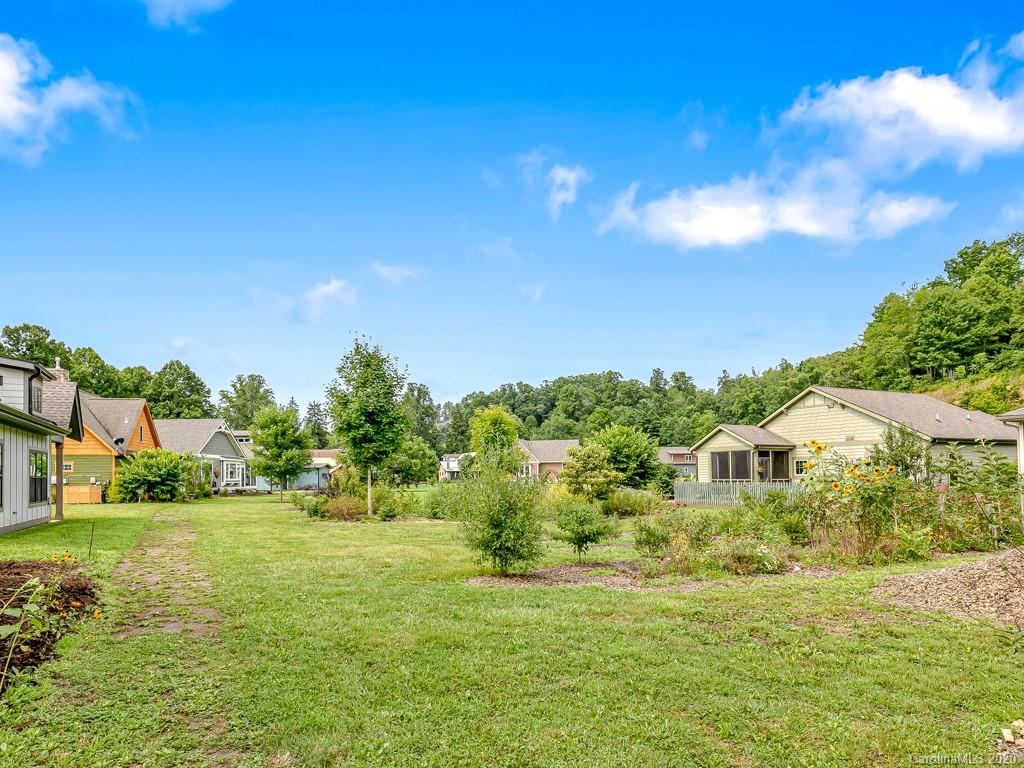 38 Destination Drive Asheville NC 28806