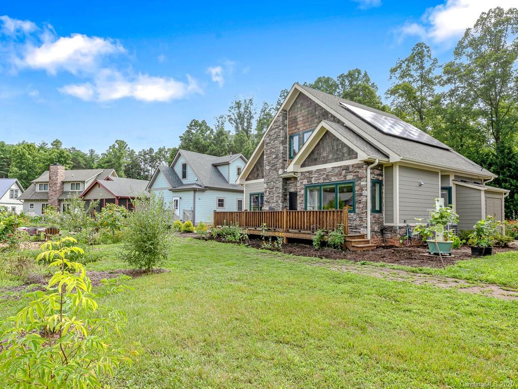38 Destination Drive Asheville NC 28806