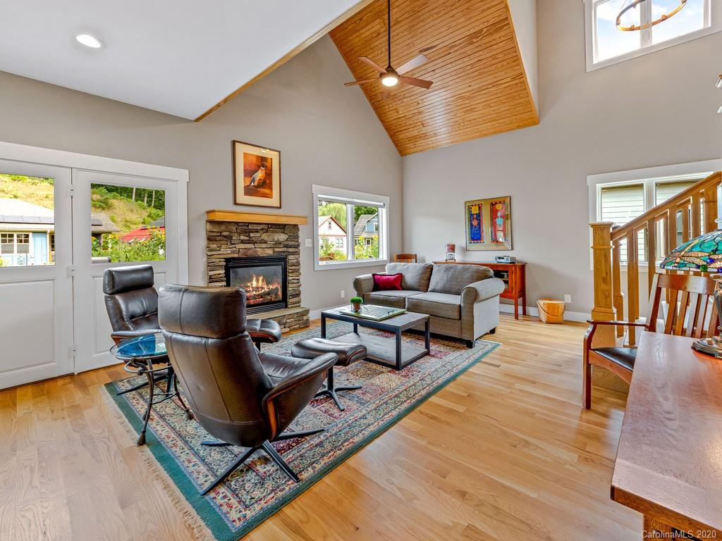 38 Destination Drive Asheville NC 28806