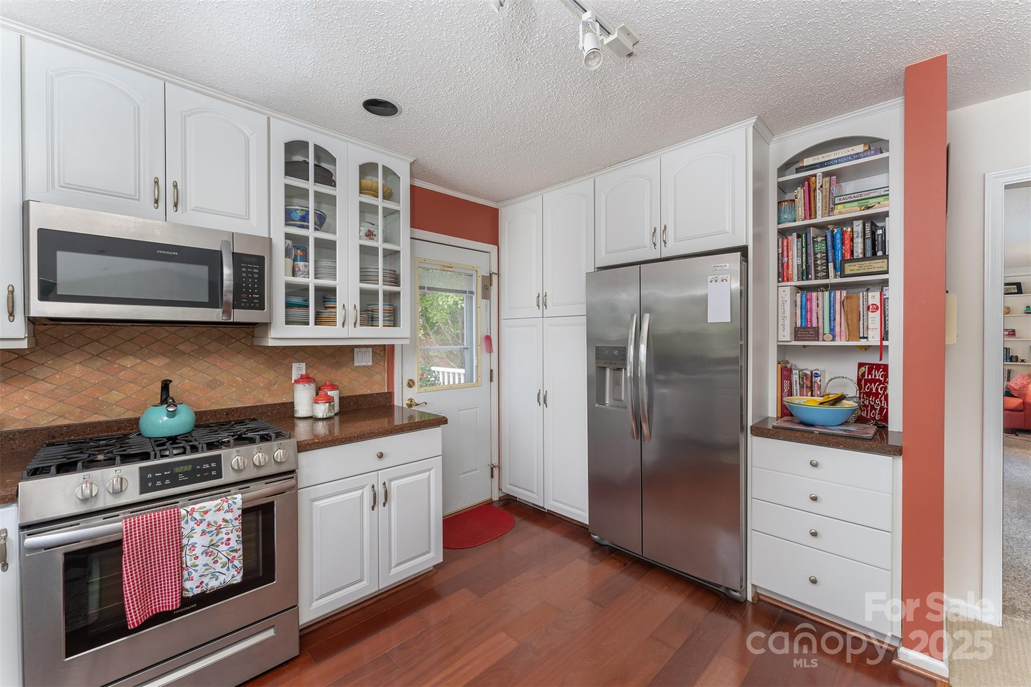 12 Apple Tree Way Asheville NC 28805
