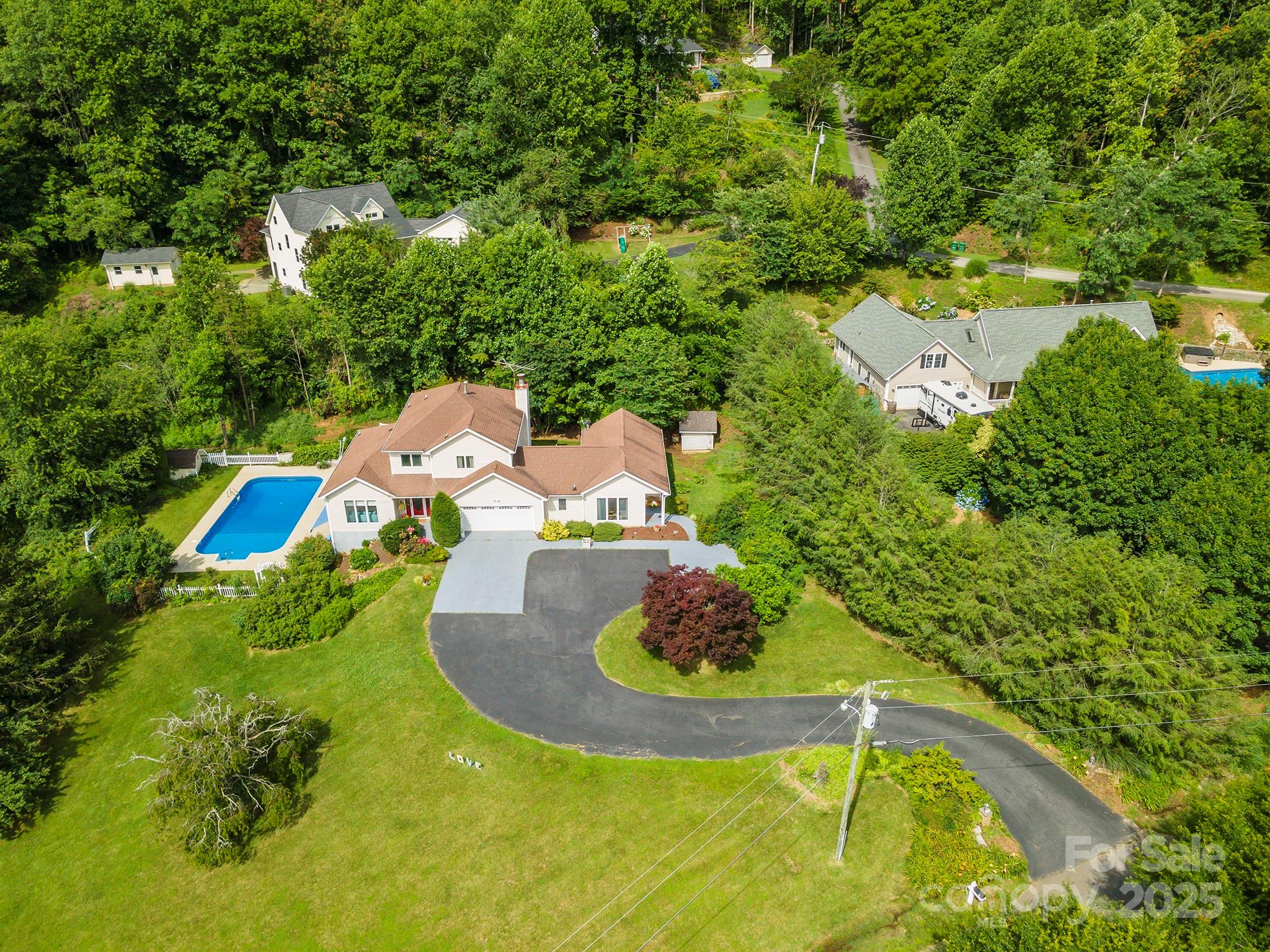 12 Apple Tree Way Asheville NC 28805