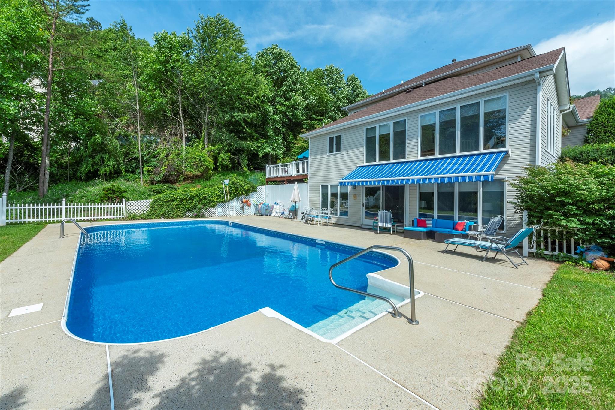 12 Apple Tree Way Asheville NC 28805