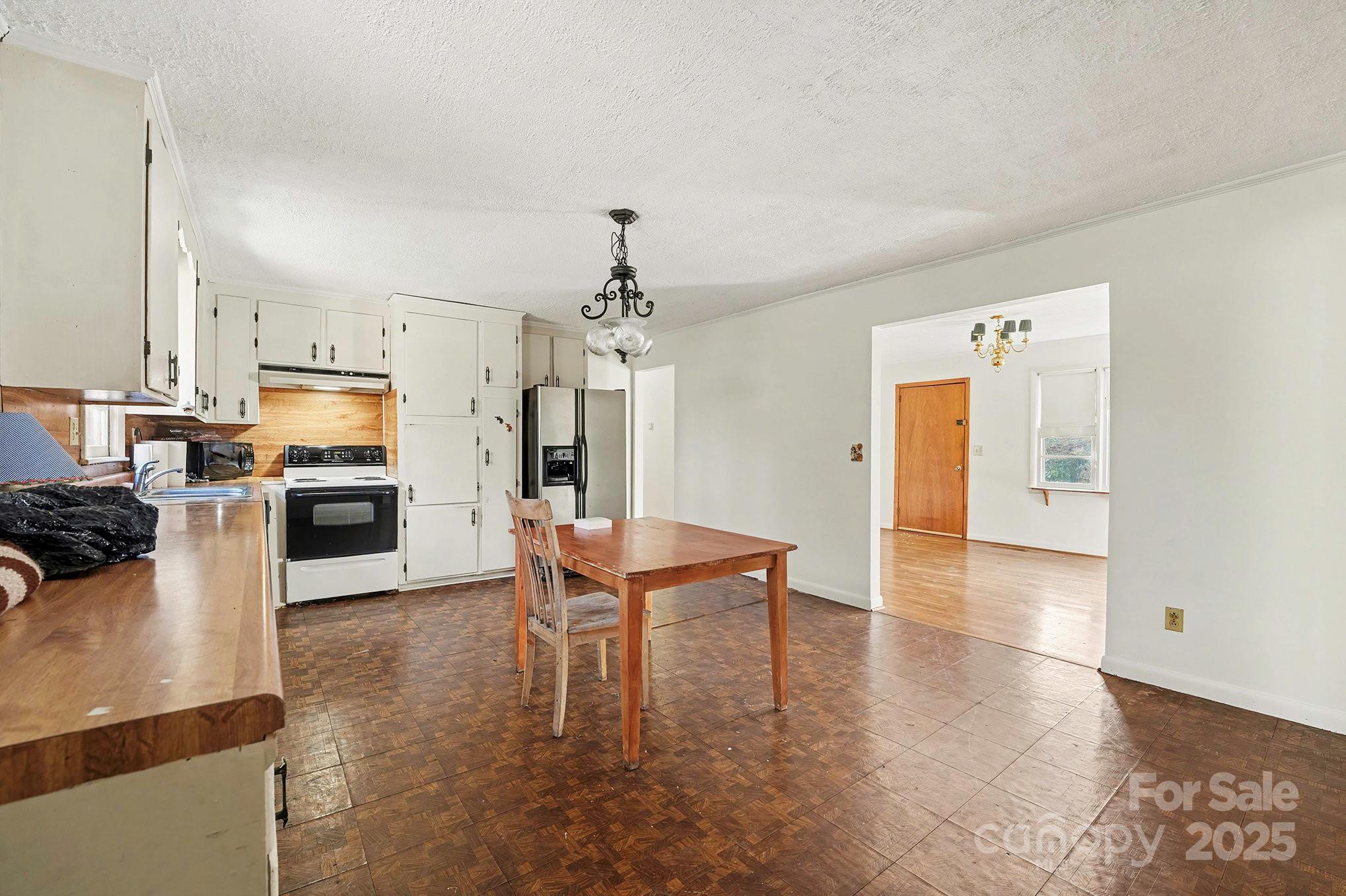 3442 Lester Street Conover NC 28613