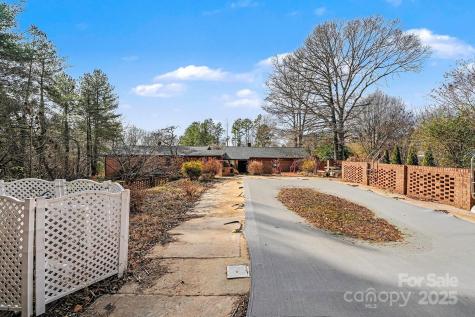 3442 Lester Street Conover NC 28613