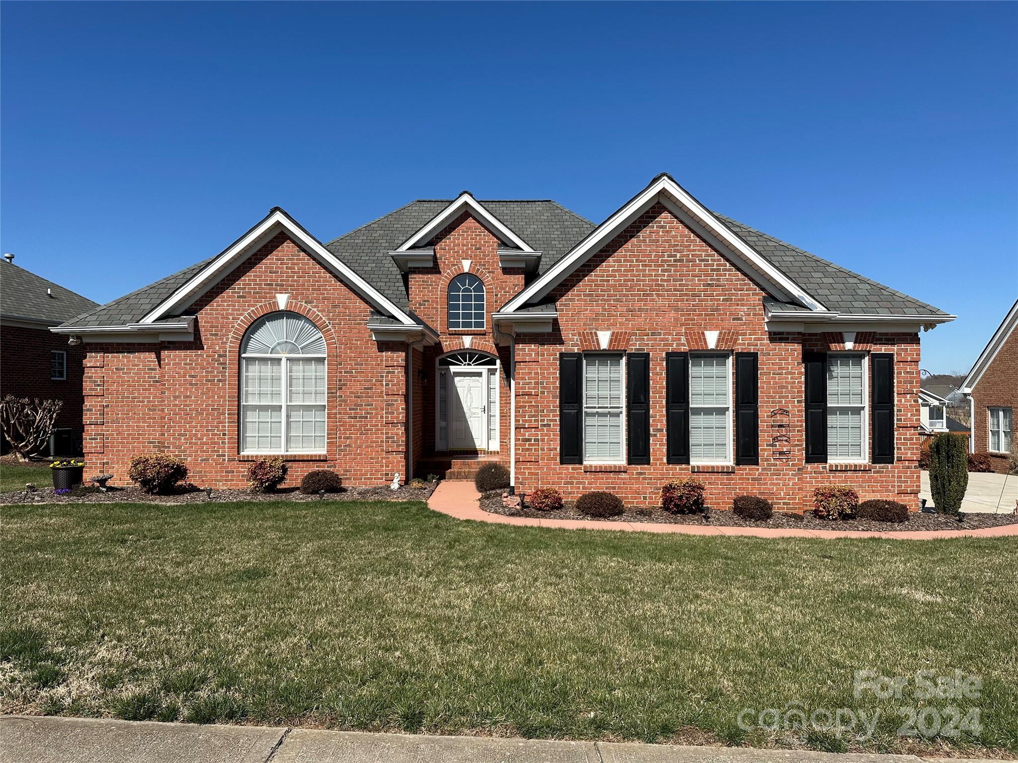 187 Fox Den Circle Statesville NC 28677