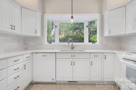54 Wintergreen Drive Brevard NC 28712