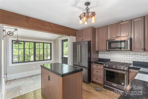 59 Linden Avenue Asheville NC 28801