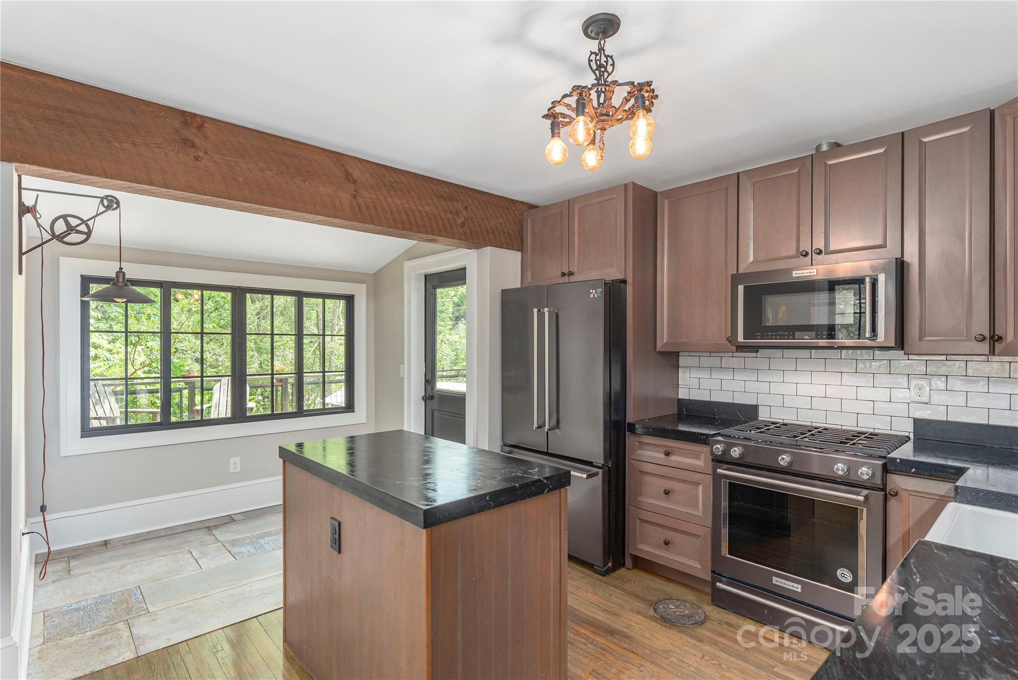 59 Linden Avenue Asheville NC 28801