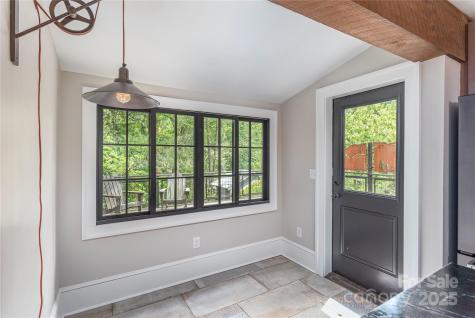 59 Linden Avenue Asheville NC 28801