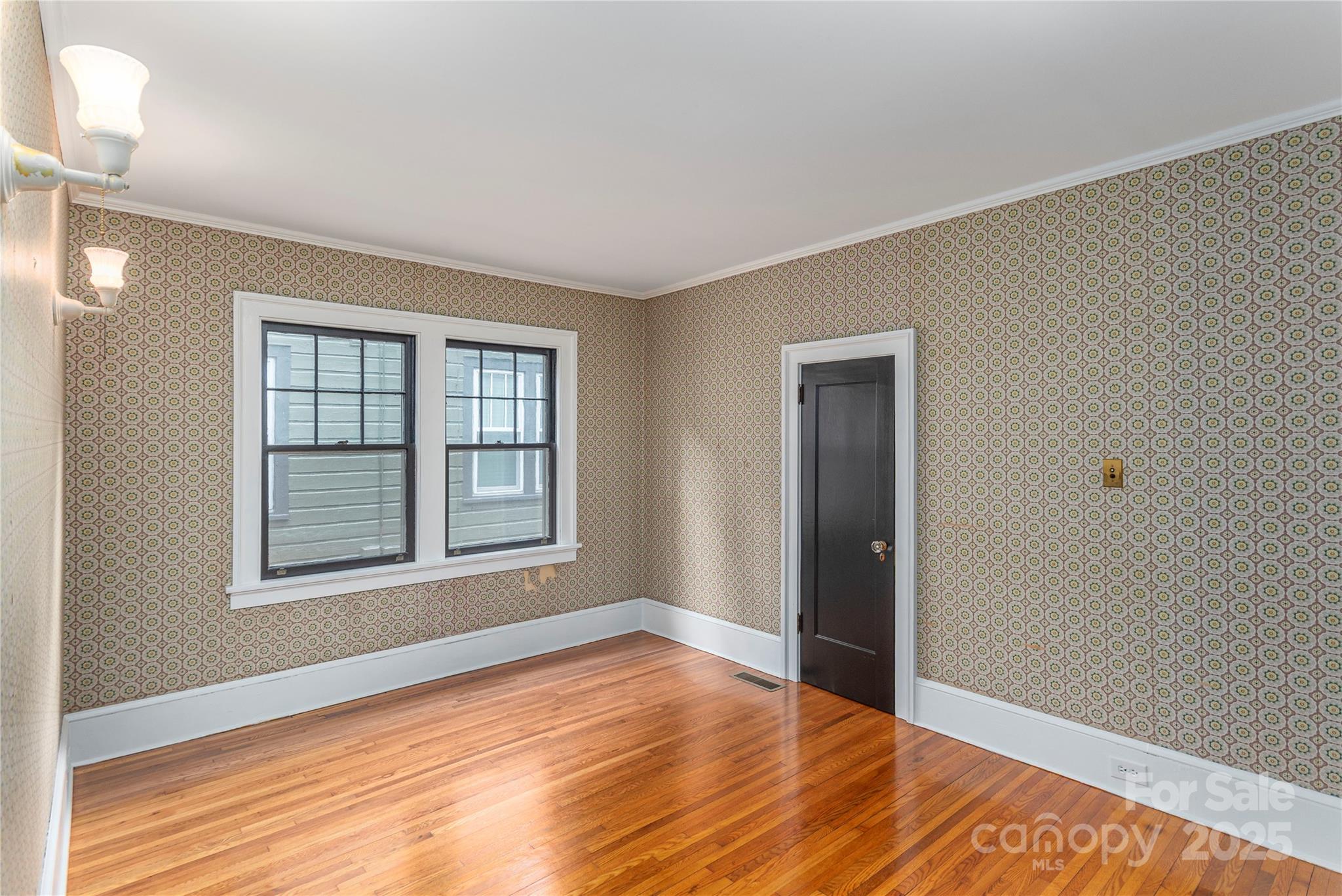 59 Linden Avenue Asheville NC 28801