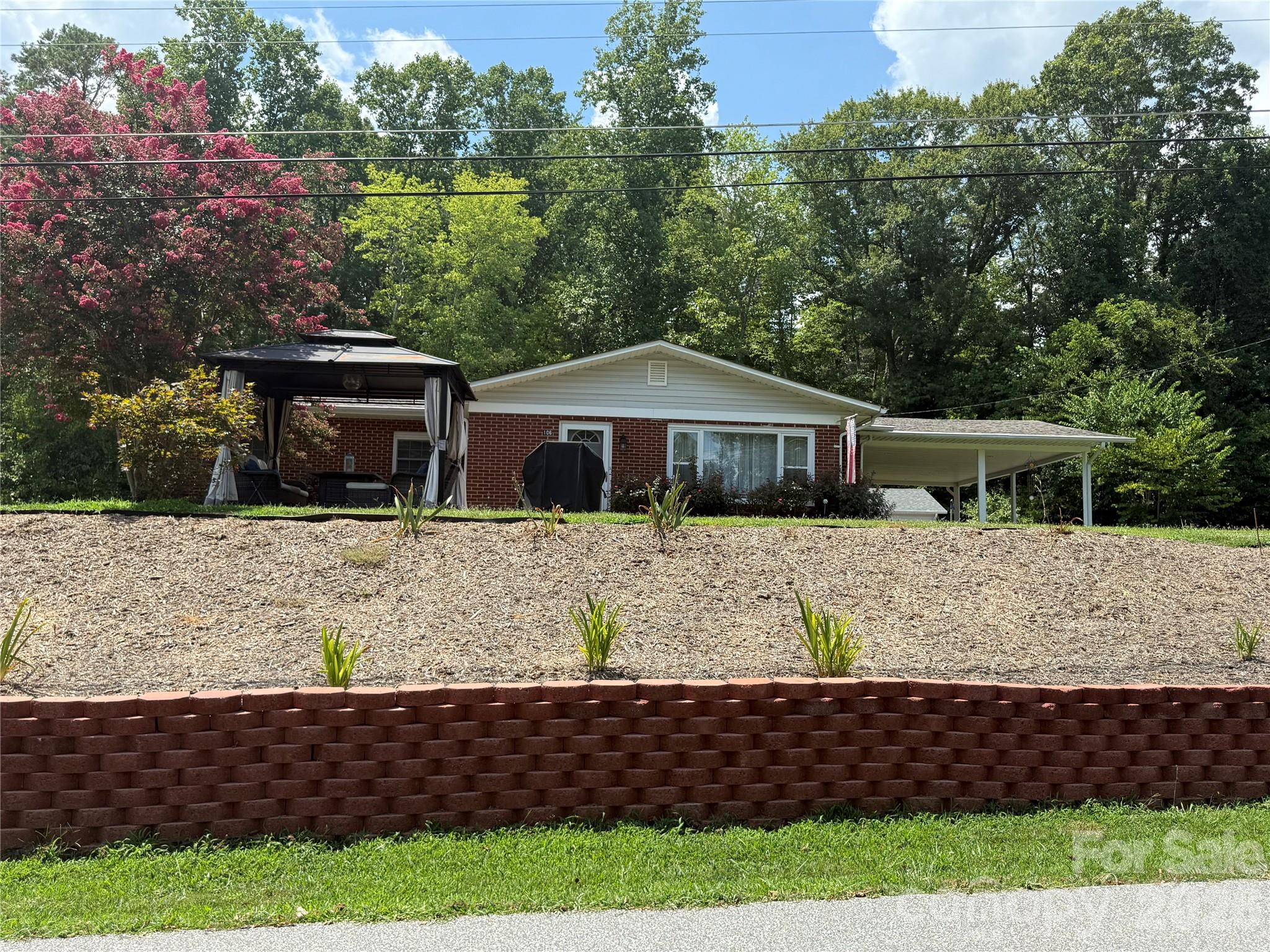 108 Scott Street Morganton NC 28655