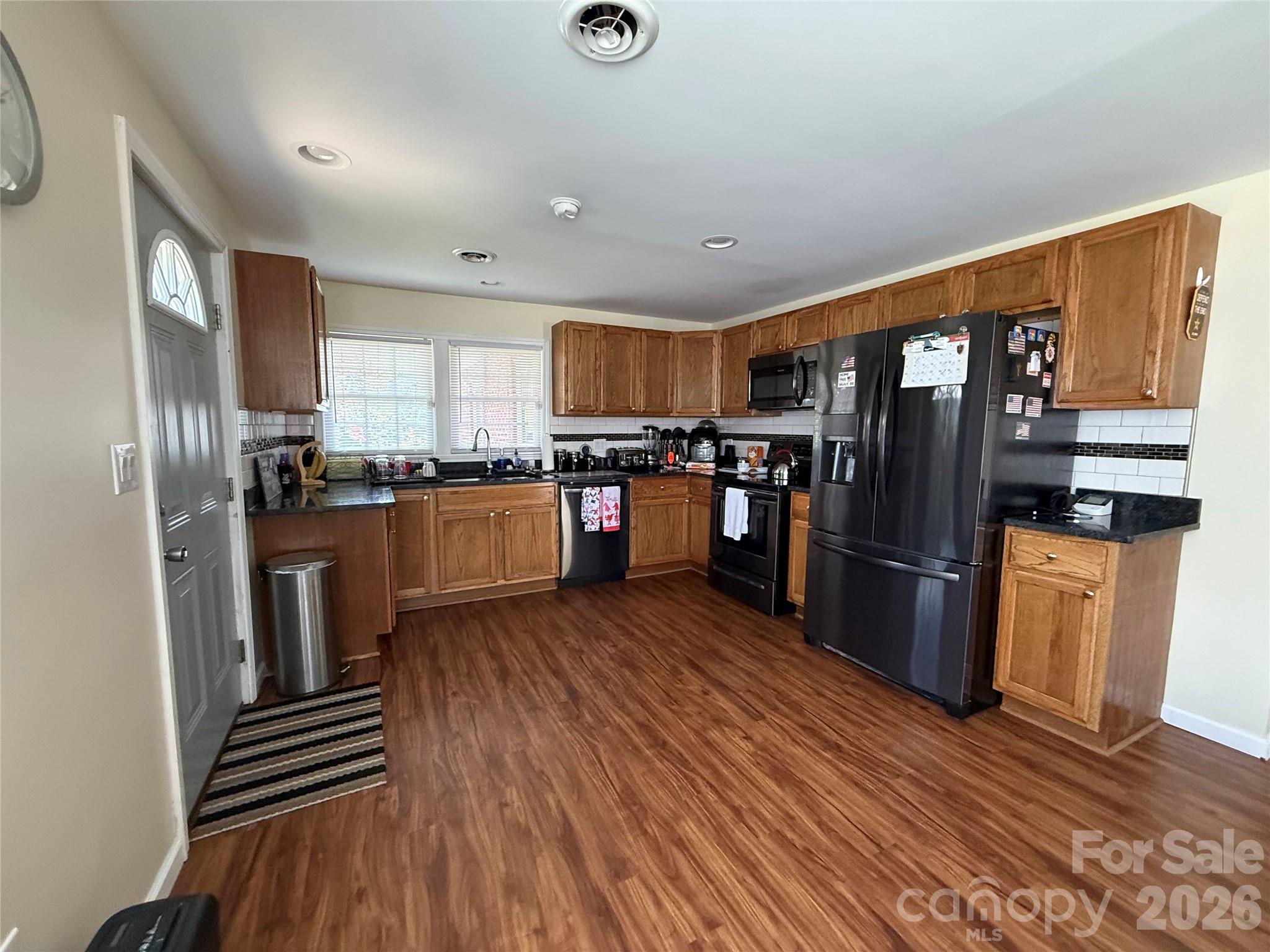 108 Scott Street Morganton NC 28655
