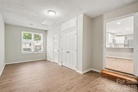 9060 Tulagi Court Tega Cay SC 29708