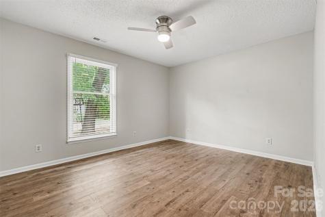 9060 Tulagi Court Tega Cay SC 29708
