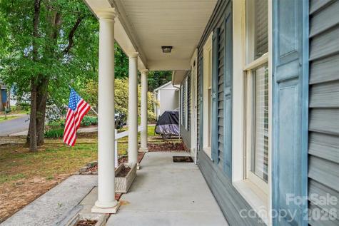 9060 Tulagi Court Tega Cay SC 29708