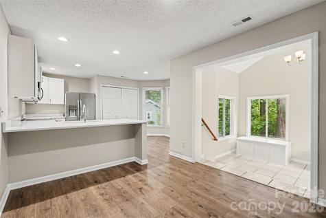 9060 Tulagi Court Tega Cay SC 29708